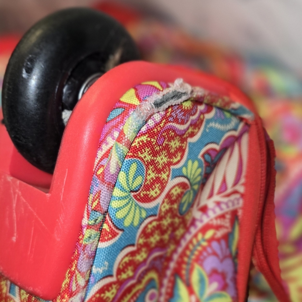 Vera Bradley Colorful Paisley Travel Bag Set - Picture 14 of 14